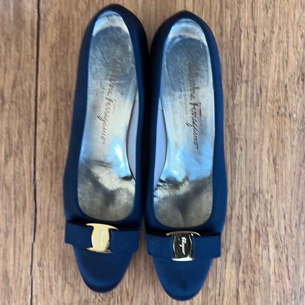 Salvatore Ferragamo Lillaz Black Pump with Bow